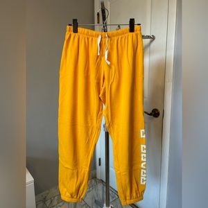 Victoria's Secret PINK Yellow Jogger/Athleisure, Classic Fleece Sweatpants